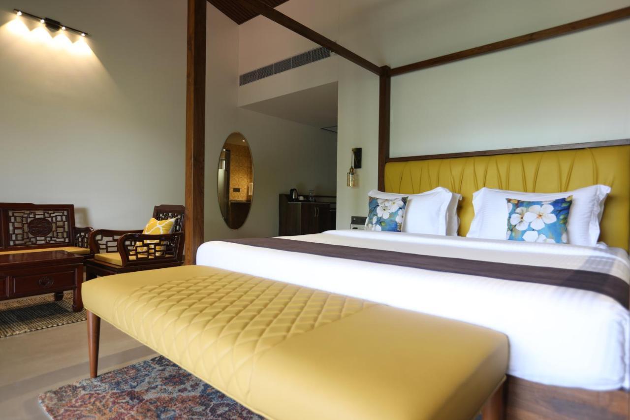 Golden Fields Resort Mulshi Exterior photo