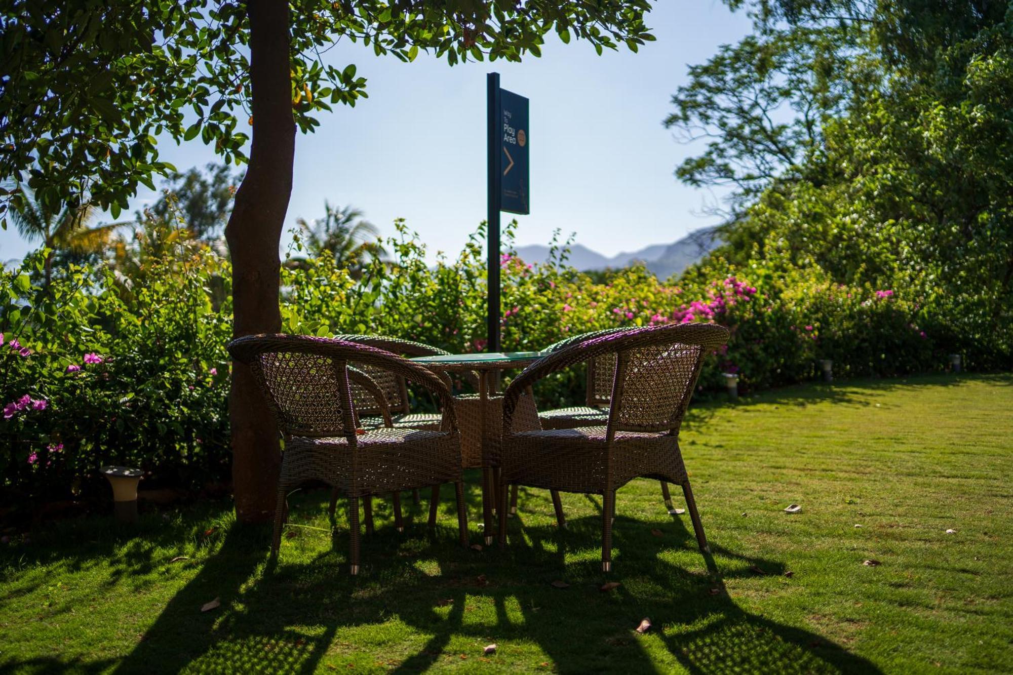 Golden Fields Resort Mulshi Exterior photo